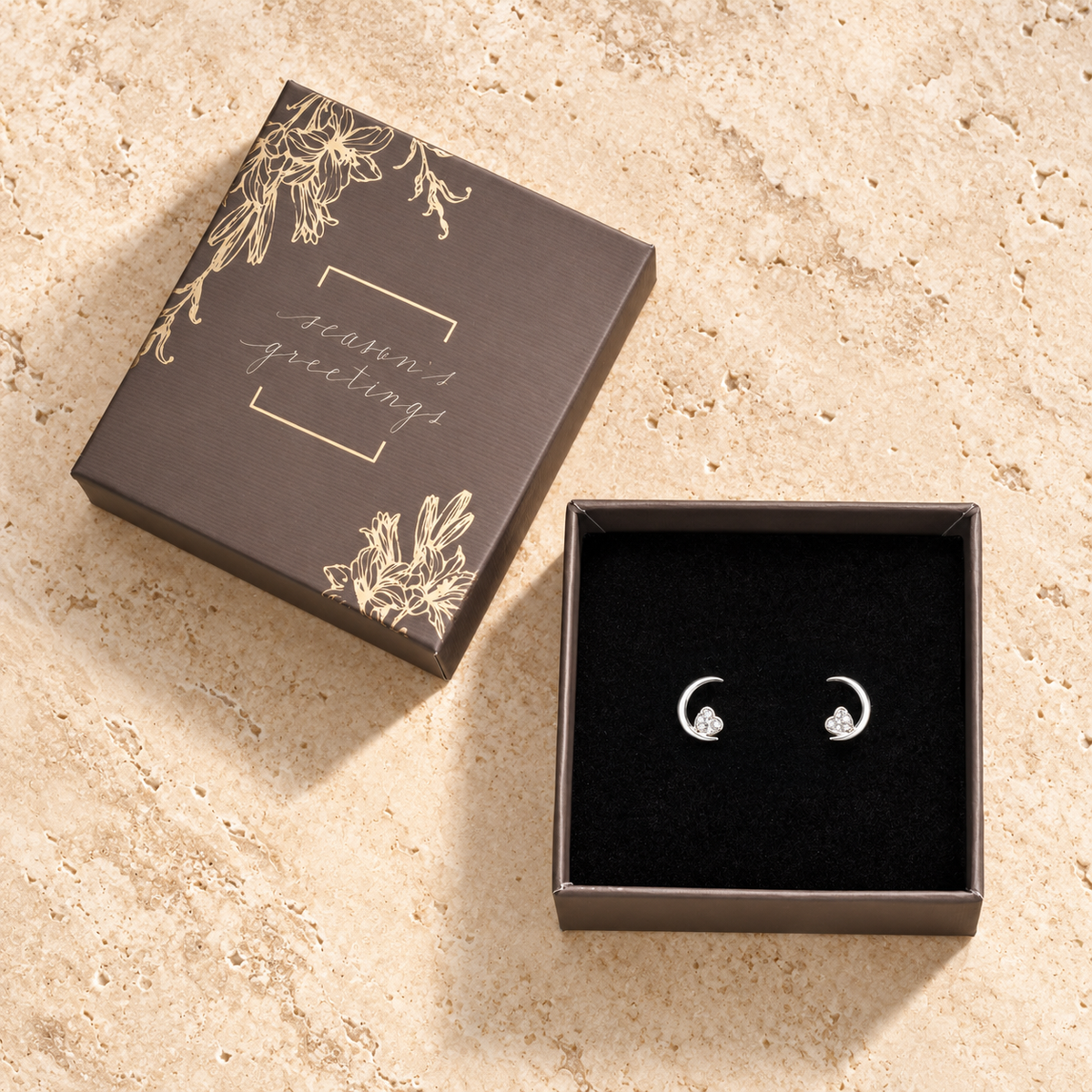 Heart & Moon Stud Earrings Gift Box-thumbmail-3